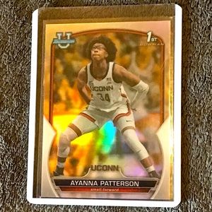 Ayanna Patterson 2022-23 Bowman U University Chrome Refractor #4 UConn Huskies
